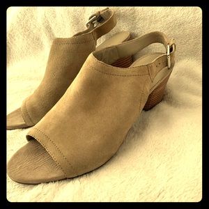 NWoT Franco Sarto Suede Sandals.